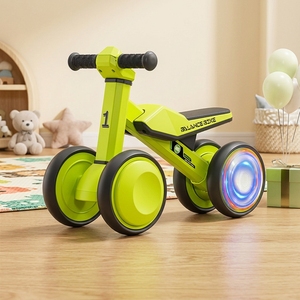 Nouveau trottinette Twister à quatre roues pour enfants de 1 à 3 ans, pour l'apprentissage des pas et la première utilisation - Product Image 2