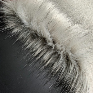 Alta calidad 1500g blanco teñido <span class=keywords><strong>gris</strong></span> Faux Fox Fur <span class=keywords><strong>tela</strong></span> larga de felpa para ropa con respaldo de punto para collares - Product Image 6