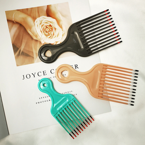 2 tailles de médiator en plastique à dents larges Peigne <span class=keywords><strong>afro</strong></span> pour cheveux bouclés Peigne pour cheveux longs bouclés et épais Perruques et barbes - Product Image 1