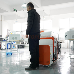 Máquina de Eliminación de Óxido, Fácil Operación, 1500W 2000W, Máquina de Limpieza Láser Portátil - Product Image 1