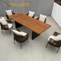 Meubles d'extérieur modernes de haute qualité, ensembles de tables et de chaises de salle à manger, chaises de jardin en rotin tissé pour hôtel, villa, cour