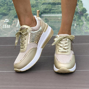 Baskets blanches respirantes d'usine tendance à la mode Nouvelles baskets de sport européennes et américaines grande taille pour femmes - Product Image 4
