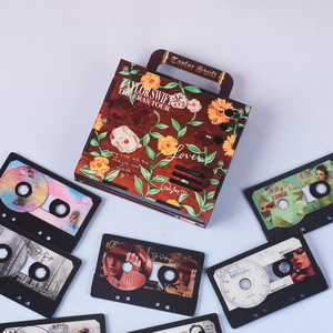 Ensemble d'aimants de réfrigérateur en acrylique NFC personnalisés <span class=keywords><strong>Taylor</strong></span> <span class=keywords><strong>Swift</strong></span> Eras Tour, en forme de cassette musicale, avec fonction de lecture automatique, cadeau de collection pour fans - Product Image 3