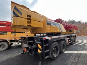 Grúa SANY STC750S Usada de 75 Toneladas con Motor y Rodamientos, Peso de 750 kg, en Estado de Funcionamiento - Product Image 2