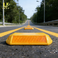 Réflecteur de contour de route 3M certifié CE UK-R003 marqueur de chaussée réfléchissant oeil de chat couleur jaune goujon de route en plastique