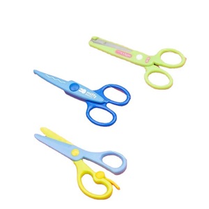 M&G Miffy Student Safety Scissors 6cm <b>Plastic</b> <b>Edge</b> Bound For Children Paper Craft - Product Image 5