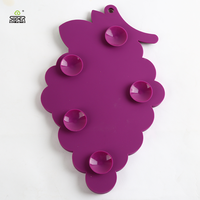 2025 produits pour chats style raisin tapis d'alimentation pour animaux de compagnie ventouse en silicone tapis de nourriture pour chat