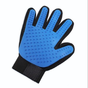 Cat Grooming Glove Rubber Hair Removal For Cats And Dogs Pet Bathing Tool - Product Image 1