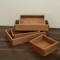 Boîte de rangement en bois de cerisier de qualité supérieure avec mortaise traditionnelle et tenon artisanat plateau de rangement de bureau en bois massif fait à la main