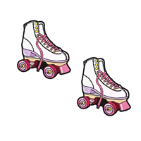 Étiquettes personnalisées en coton tissé avec logo Étiquettes de vêtements en forme de patins à roulettes Écusson de broderie à repasser