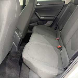 Auto Usata a Basso Chilometraggio Volkswagen <span class=keywords><strong>POLO</strong></span> Plus <span class=keywords><strong>2021</strong></span> 1.5L 113CV Automatica Edizione Enjoy Benzina Hatchback con Cruise Control e CarPlay - Product Image 5