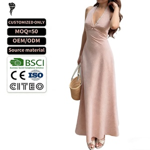 Robe longue vintage élégante et respirante pour femme, coupe trapèze, avec empiècements en dentelle, en coton de haute qualité - Product Image 1