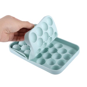 En stock : Bac à glaçons en silicone à 25 compartiments avec couvercle, facile à démouler, écologique, portable, pour petites boules de glace aux fruits - Product Image 4