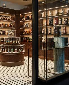 Muebles Personalizados para Tiendas de Cigarros y Vinos |   Exhibidor de Tabaco de Madera |   Vitrina LED para Licores para Decoración de Tiendas Minoristas - Product Image 5