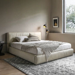 Lit double king/queen size extra large en cuir véritable blanc crème, style minimaliste italien de luxe, Zayshine - Product Image 3