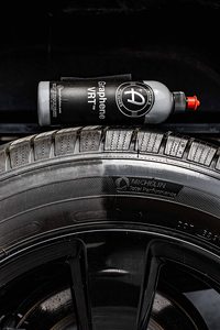 Precio de Fábrica: Revestimiento de Vinilo de Grafeno VRT de 16oz, Duradero, con Protección UV y Repelente al Agua para Neumáticos y Molduras, Producto para el Cuidado del Automóvil - Product Image 3