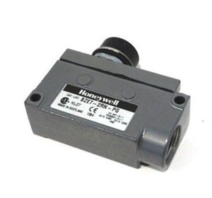 Interruptor de Límite de Servicio Medio Serie E7 BZE7-2RN2-PG, Rotatorio Lateral con Palanca de Rodillo de Acero, SPDT, IP65/IP66 - Product Image 5
