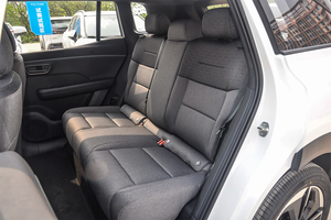 SUV Eléctrico Usado en Venta, Toyota Bozhi 3X 430 Air Pure, Bajo Kilometraje, Volante a la Izquierda, 150kW/200Nm - Product Image 4