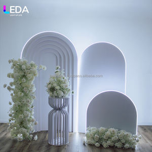 Support d'arche en acrylique multicouche avec éclairage LED blanc amovible personnalisé LEDA pour les décorations de mariage et d'événements - Product Image 1