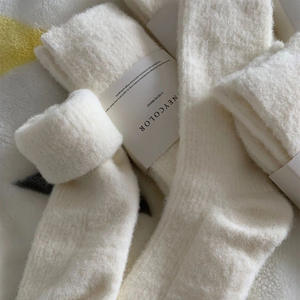 مخصص الشتاء دافئ سميكة رقيق قابل للسدادة المخملية الجوارب لون نقي طاقم امرأة أنبوب جورب - Product Image 2