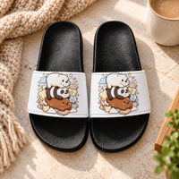 Claquettes noires personnalisées en EVA, mignonnes et moelleuses, imprimé animal panda de dessin animé, dessus en PU, imperméables, antidérapantes, semelle souple