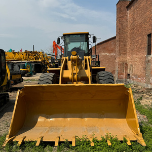 Chargeuse sur pneus Caterpillar 966H, godet de 3,6 m³, poids opérationnel de 22 tonnes, dents de rechange, accessoire - Product Image 5