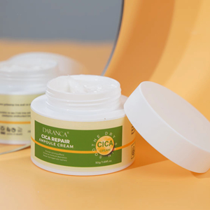 La Mejor Crema Facial Vegana Antienvejecimiento con Centella Asiática para Piel Seca con Beneficios de Piel Radiante y Blanqueamiento - Product Image 1