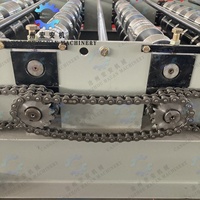Maquinaria de producción de tejas de acero con aislamiento térmico para áreas de baja temperatura, con motor de rodamiento de conformación por rodillos totalmente automático