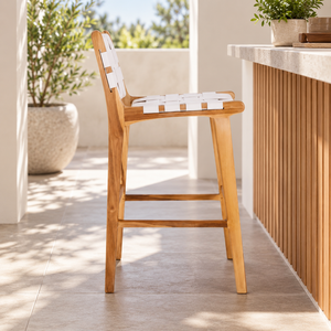 Tabouret de bar moderne en bois avec assise et dossier en similicuir tressé blanc, chaise de salle à manger d'extérieur - Product Image 1