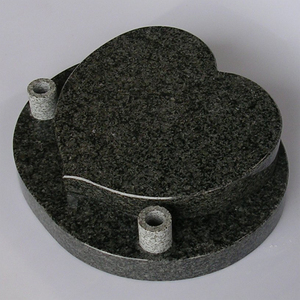 Гранитный надгробный памятник для животных с гравировкой и фотографией, сделай сам - Product Image 4