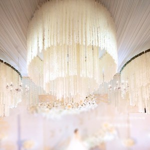 Guirnalda de Flores Artificiales de Seda Blanca Champán para Decoración de Bodas, 1m, Guirnalda Colgante de Hortensias y Glicinias - Product Image 4