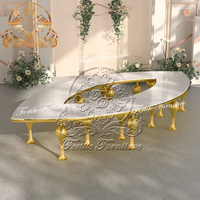Table à manger de mariage moderne de luxe en forme de goutte d'eau en acier inoxydable doré avec plateau en verre pour usage commercial Salon et hôtel