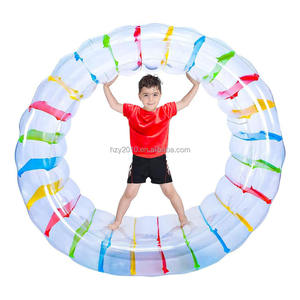 Boule de marche de grands rouleaux gonflables flottants de l'eau de produit - Product Image 1