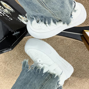 Femmes doux semelle épaisse tête <span class=keywords><strong>pain</strong></span> chaussures PU semelle extérieure en caoutchouc fermeture à enfiler blanc haut conseil confortable - Product Image 4