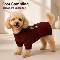 Pull tricoté festif pour animaux de compagnie Noël 2026 – Chandail doux et chaud pour chiot, rouge bordeaux, avec écussons brodés – Prix usine