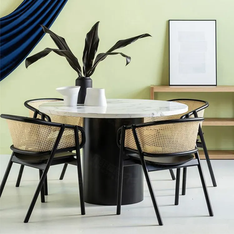 आधुनिक लक्जरी नॉर्डिक डिनर फर्नीचर प्राकृतिक लकड़ी गन्ना हाथ रतन वापस विकर खाने की कुर्सियों