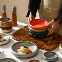 Yurtrain Vente en gros Petit plat en porcelaine finition givrée rétro 3,5 pouces, bols à sauce soja en céramique japonaise Japandi, bols à picots pour la nourriture