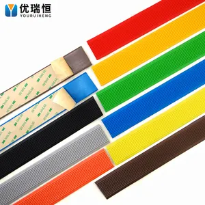 PVC פלסטיק נגד החלקה רצועת למדרגות