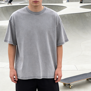 เสื้อยืดวินเทจคุณภาพสูง เนื้อผ้าคอตตอน 100% หนานุ่ม ระบายอากาศได้ดี ทรงปกติ ล้างสีแบบแอซิดวอช เสื้อยืดสตรีทแวร์สำหรับผู้ชาย - Product Image 1