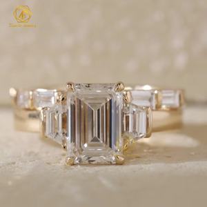 الفضة الإسترليني VVS DEF 1CT 2CT 3CT قطع الزمرد CVD مختبر الماس خاتم الخطوبة مختبر الماس ثلاث حلقات حجرية - Product Image 1