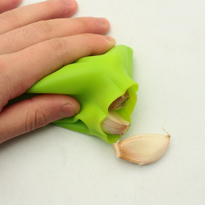 Pelador <span class=keywords><strong>de</strong></span> ajo <span class=keywords><strong>de</strong></span> silicona, el mejor removedor <span class=keywords><strong>de</strong></span> piel, utensilio <span class=keywords><strong>de</strong></span> <span class=keywords><strong>cocina</strong></span>, funda, prensa fácil, revisión <span class=keywords><strong>de</strong></span> pelado <span class=keywords><strong>de</strong></span> ajo, plato <span class=keywords><strong>de</strong></span> preparación Manual - Product Image 4