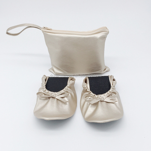 Ballerine Arrotolabili <span class=keywords><strong>da</strong></span> Donna OEM all'Ingrosso, Ballerine Dorate Pieghevoli per Regalo di Nozze - Product Image 2