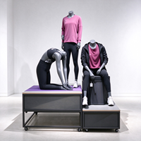 Comptoir de magasin de vêtements en bois, table de caisse, étagère métallique grise, rail de suspension, CE ETL, vente en gros et au détail