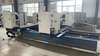 Machine de soudage horizontale CNC double face sans soudure à quatre coins pour portes et fenêtres en plastique coloré de haute qualité
