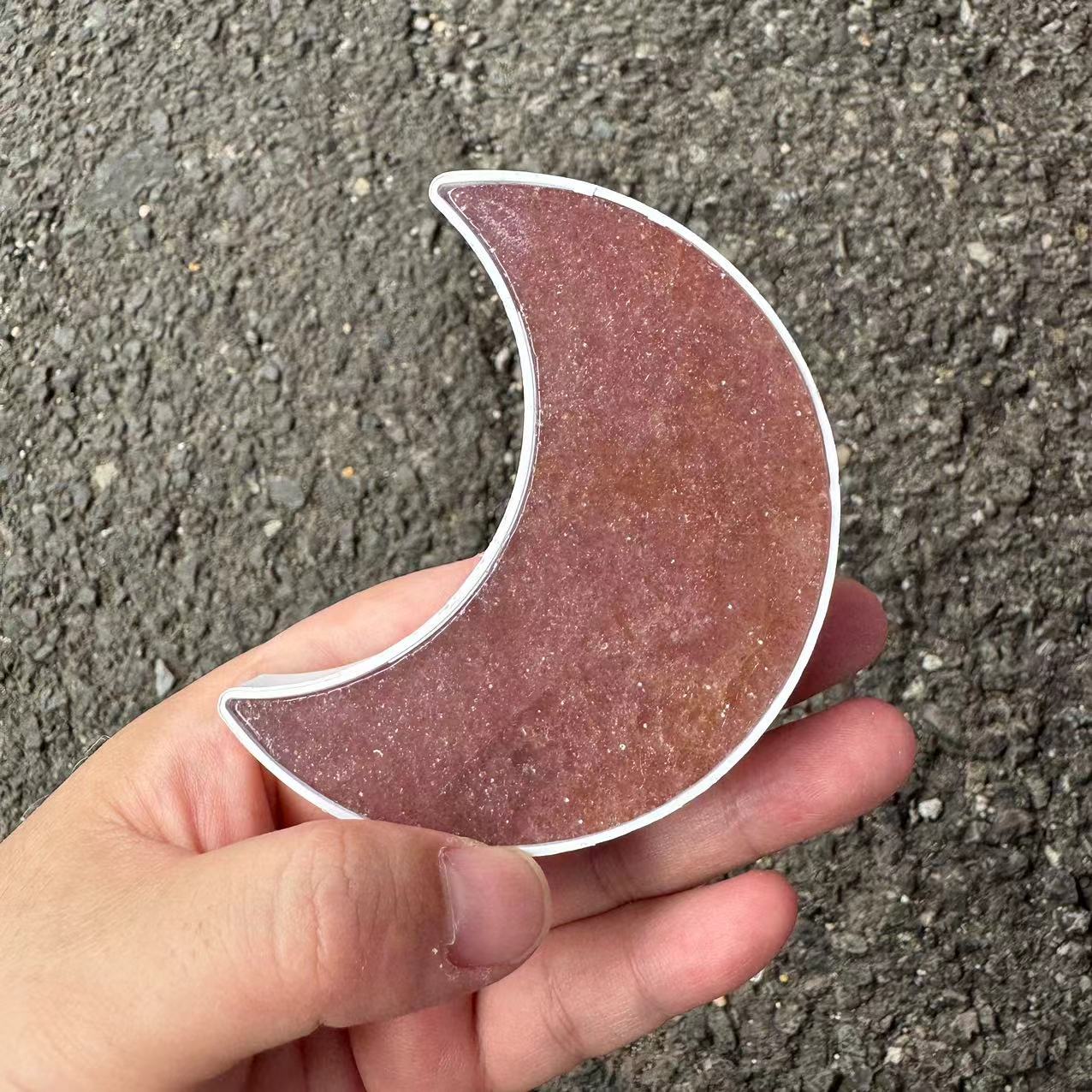 Starwberry quartz-moon shape