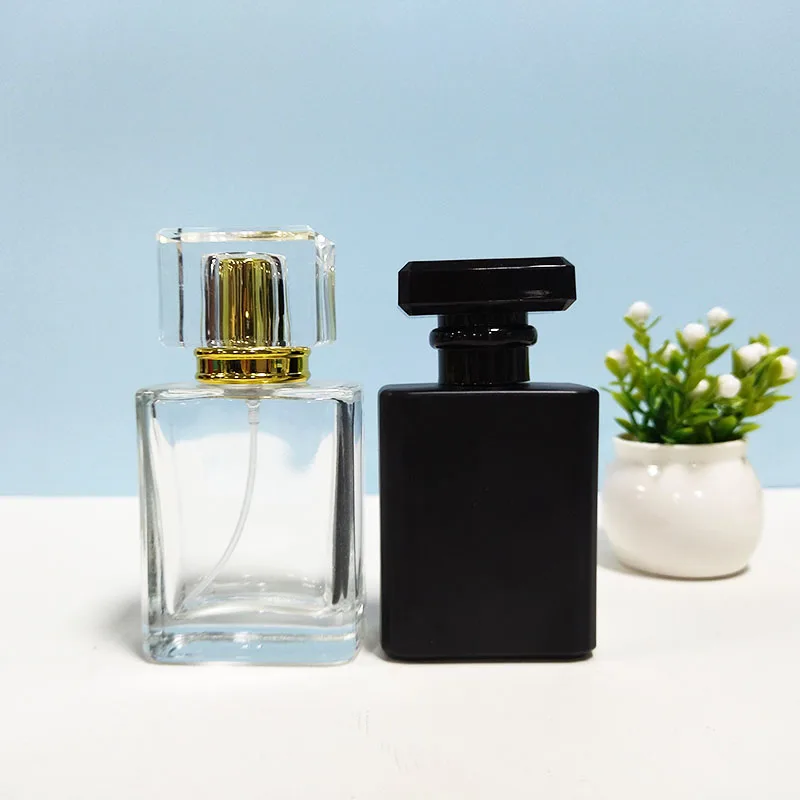 Free Sample Luxury Woman Fashion 30ml 50ml Heavy Square Spray Clear Black Glass Perfume Atomizer Oil Bottle 50 ML Wholesale