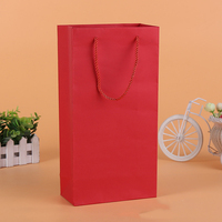 Sac d'emballage recyclable en carton pour sacs à provisions en papier pour vêtements avec votre propre logo