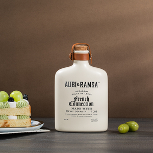 Botellas de vidrio de matraz plano personalizadas de fábrica de 350ml para bebidas alcohólicas como whisky de Ginebra seca y licores pulverización de impresión de seda - Product Image 3