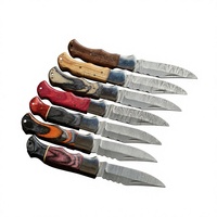 Couteau pliant de haute qualité en acier Damas avec manche en bois, lame à pointe clip, verrouillage arrière, pour la chasse, 58 HRC