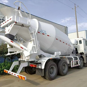 Camión mezclador de hormigón Howo de construcción de ingeniería, camión mezclador de hormigón Howo de bajo consumo de combustible y larga resistencia - Product Image 4